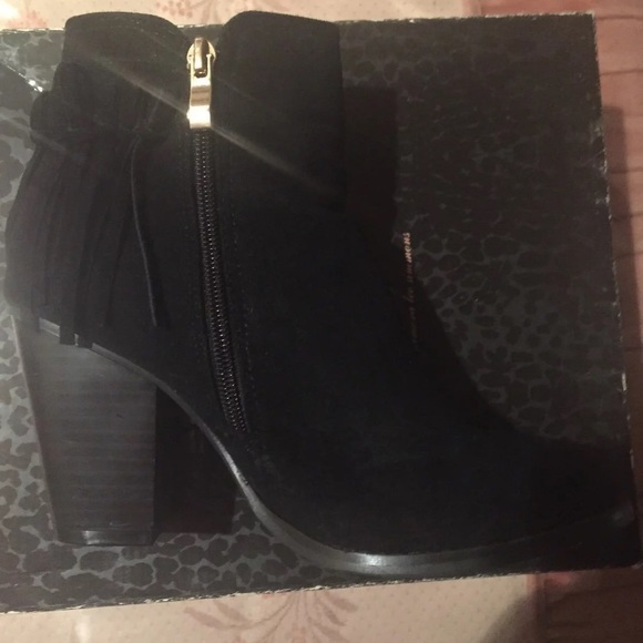 Black tassel autumn fall high heel booties - Picture 4 of 6